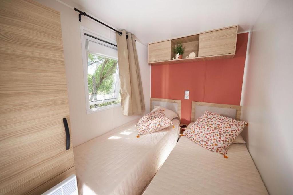 Mobile Home 3 Chambres 2 Salles De Bains Dans Camping 4 Etoiles Aux Charmettes Mh K168 Les Mathes Exteriör bild